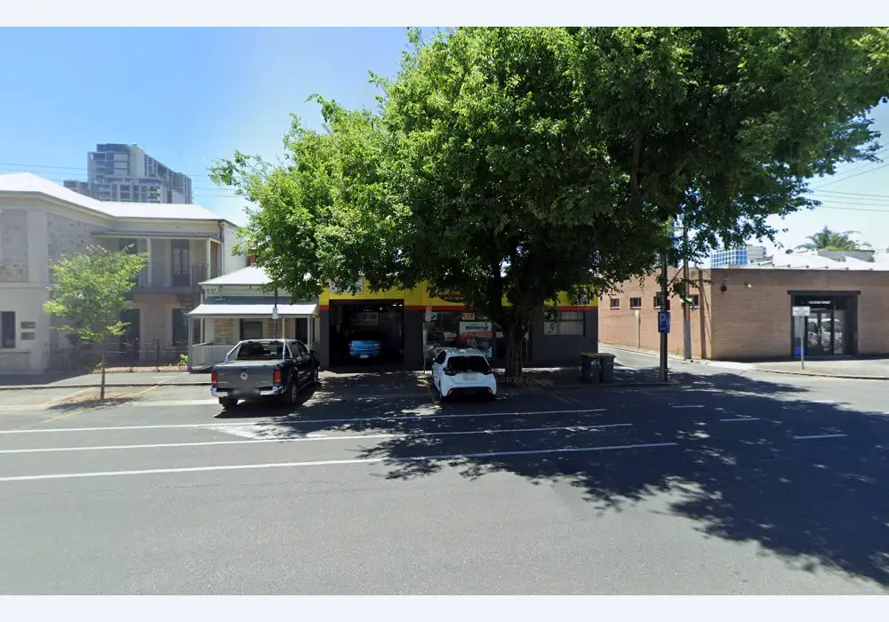 Mobile mechanic Ezy Fix Mobile Car Air Conditioning