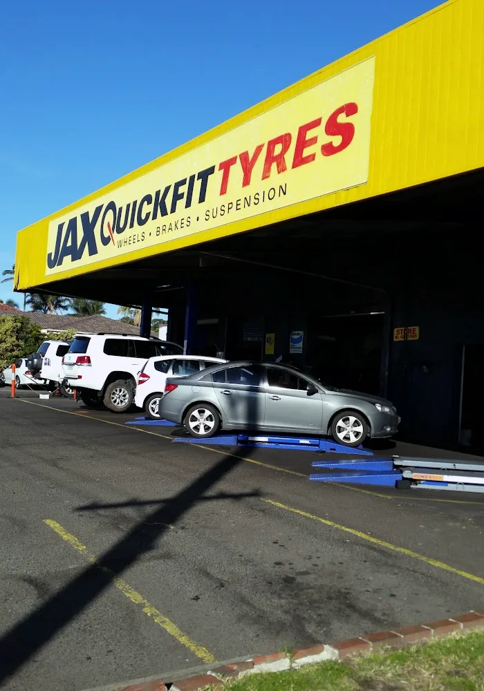 Mobile mechanic JAX Tyres & Auto Warilla