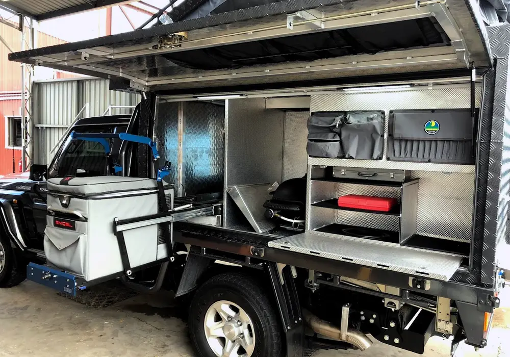 Mobile mechanic KMR Mobile Auto Electrical & Air Conditioning