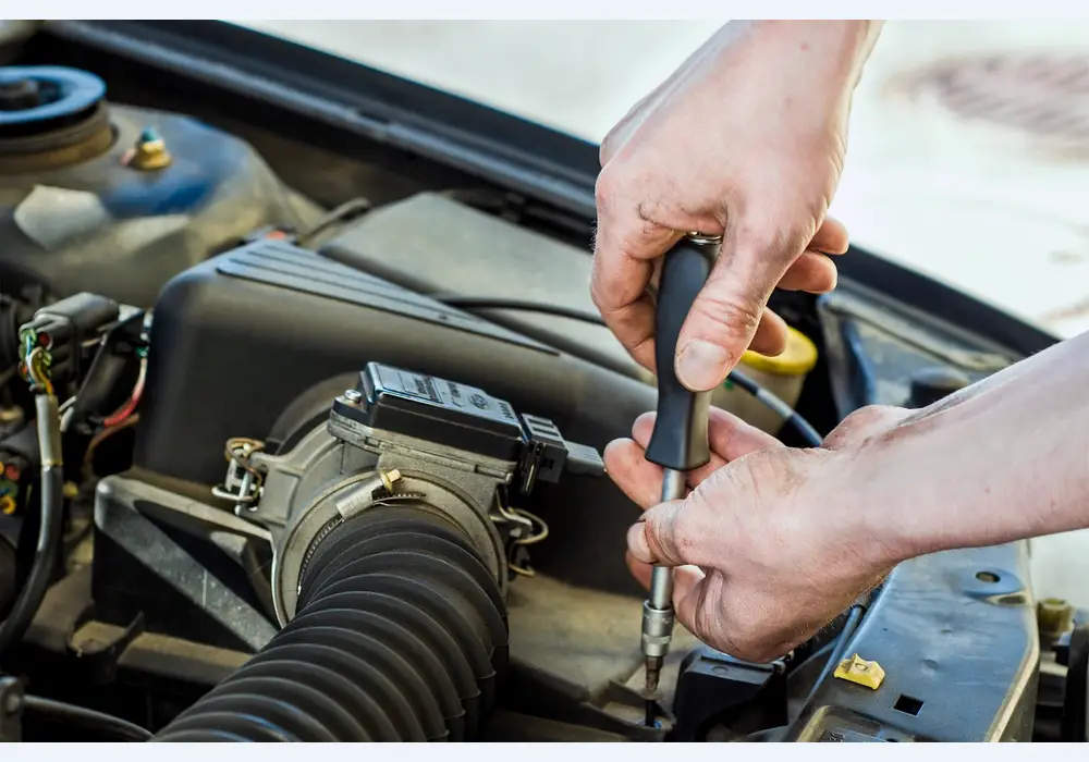 Mobile mechanic Mr Roadside Mobile Car and Truck Mechanic