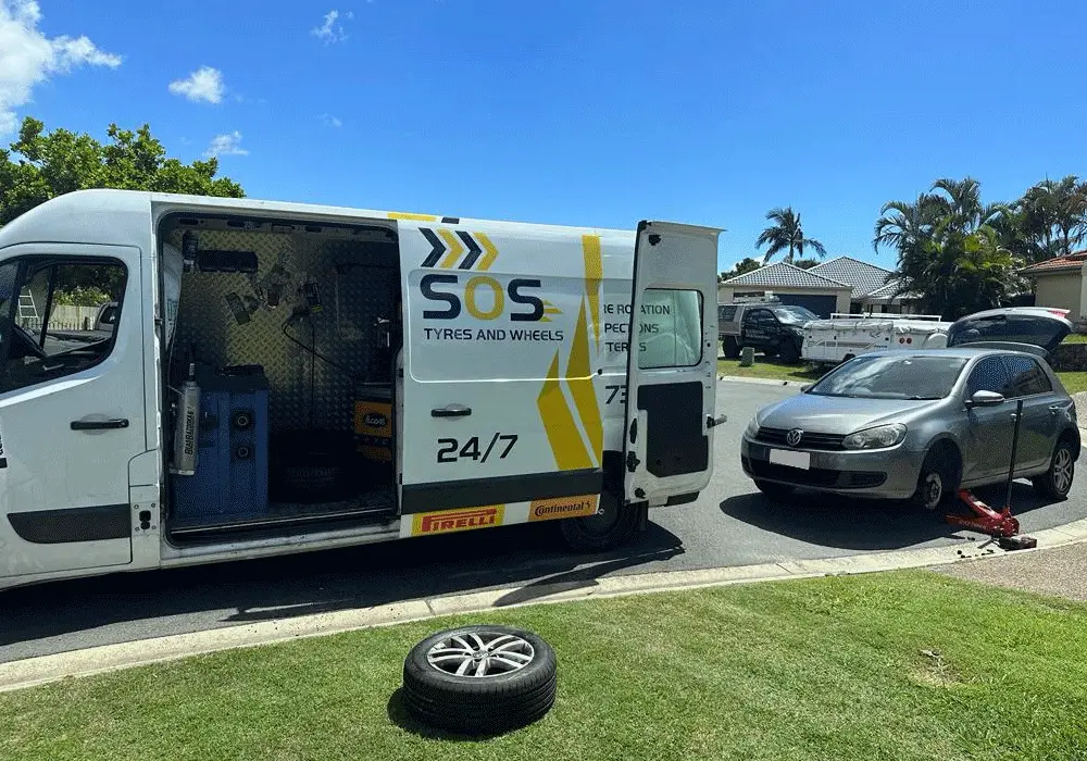 Mobile mechanic SOS Tyres
